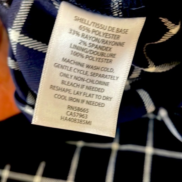 Halogen Cropped Navy Blue Plaid Ankle Pants Size 10P - Picture 5 of 5